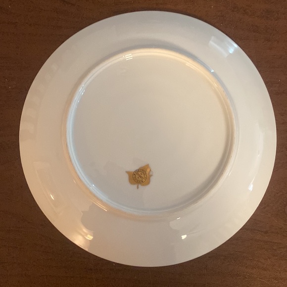 Hand Painted W Pickard China plate Gold and Green rim in nice preowned condition - Picture 2 of 4